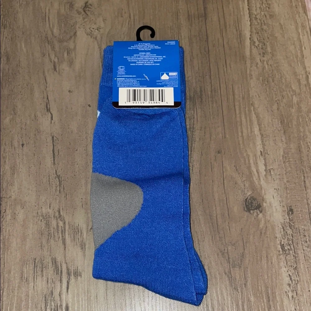 🏝️🎉Kiss Blue Socks